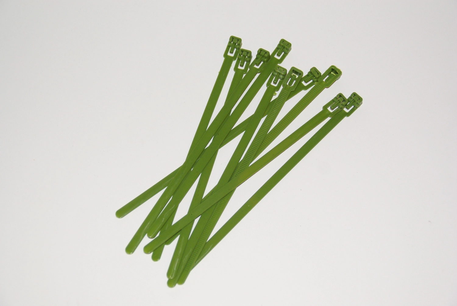 Комплект ремешков Best Solution для подвязки растений 10 см 30 шт