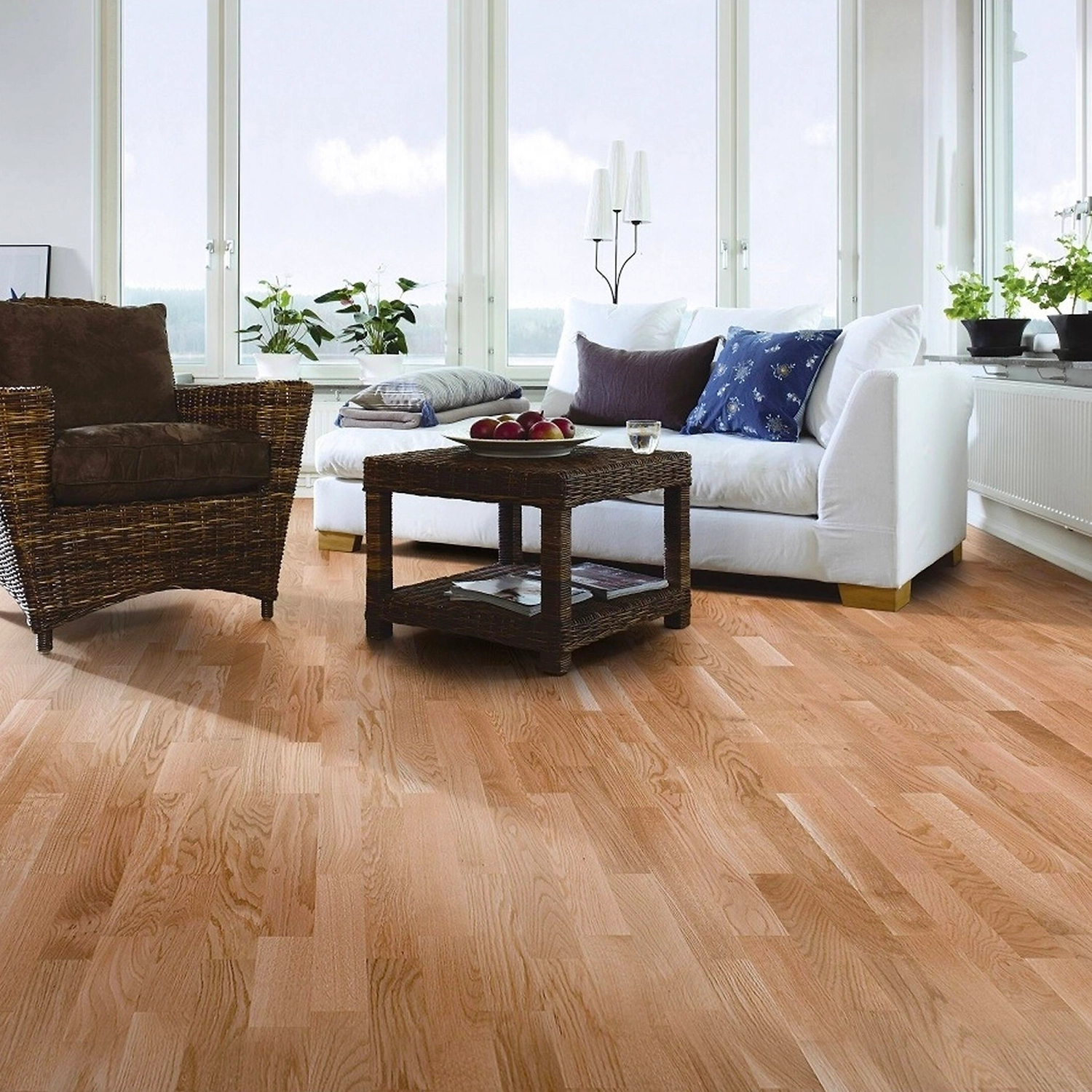 Паркетная доска Tarkett Samba Дуб натуральный трехполосная 14 мм 1,307 кв. м