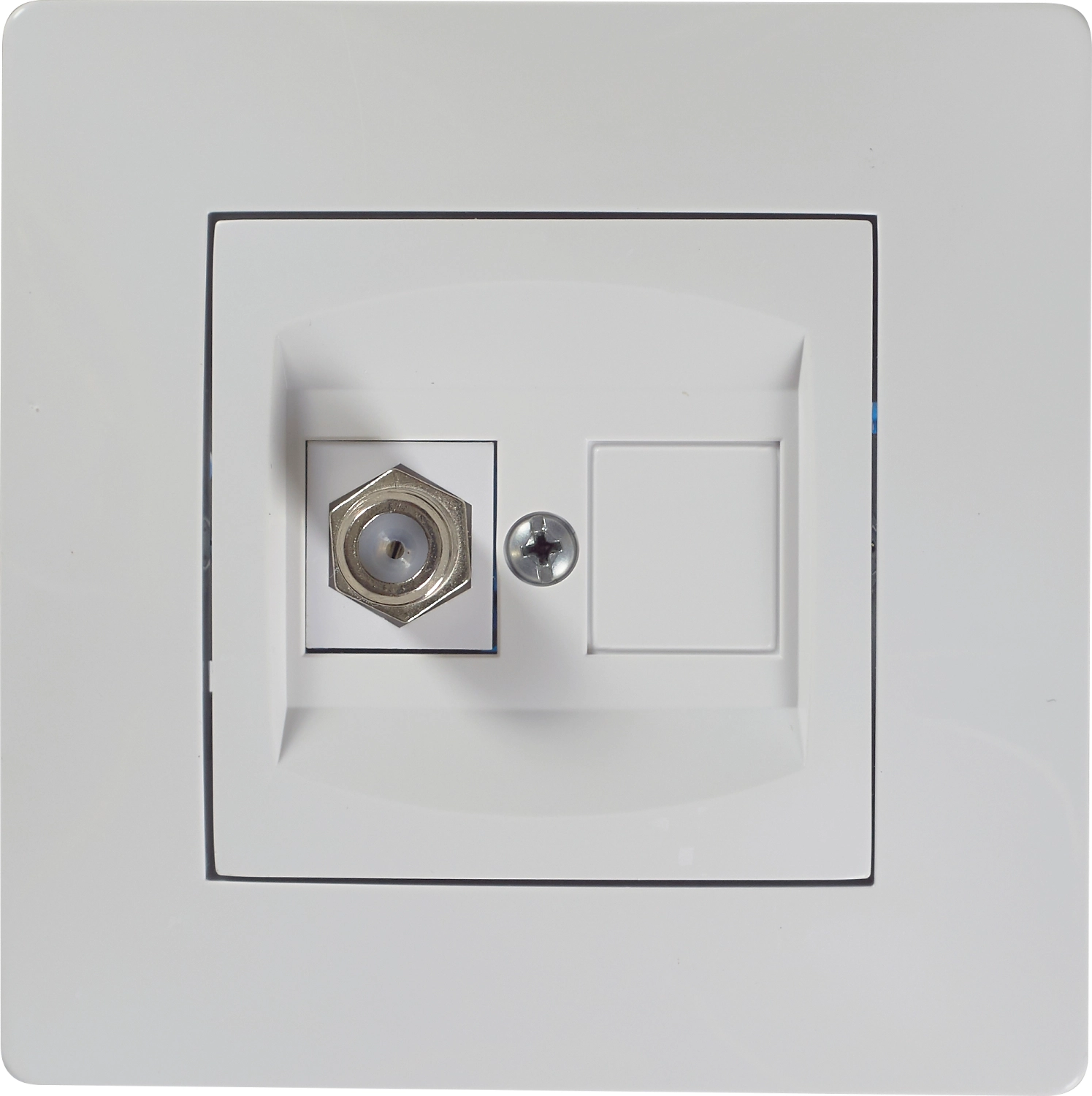 Розетка СП TV Oriani FF белая