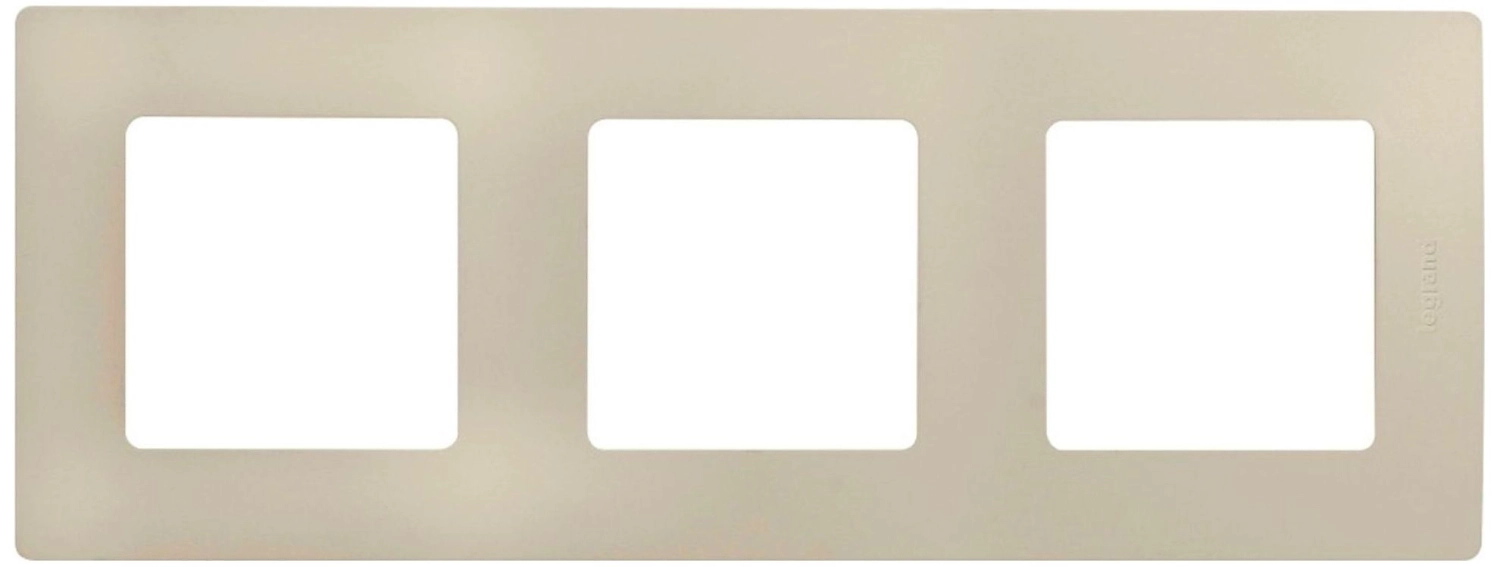 Рамка Legrand Etika 672513