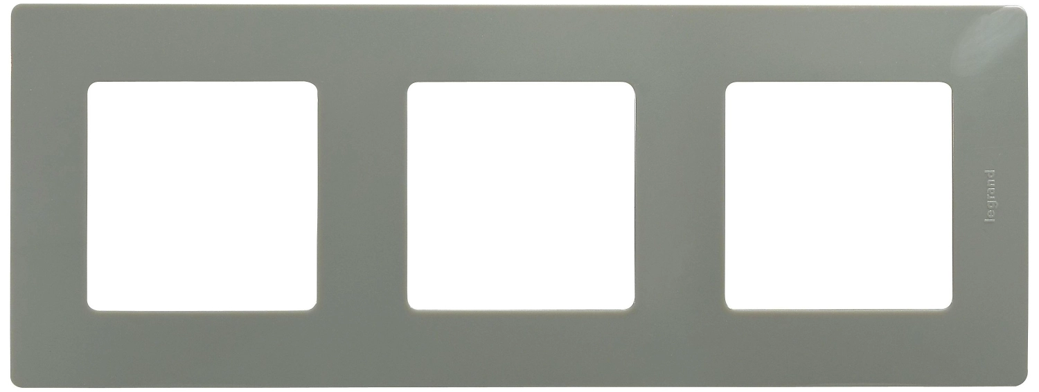 Рамка Legrand Etika 672523