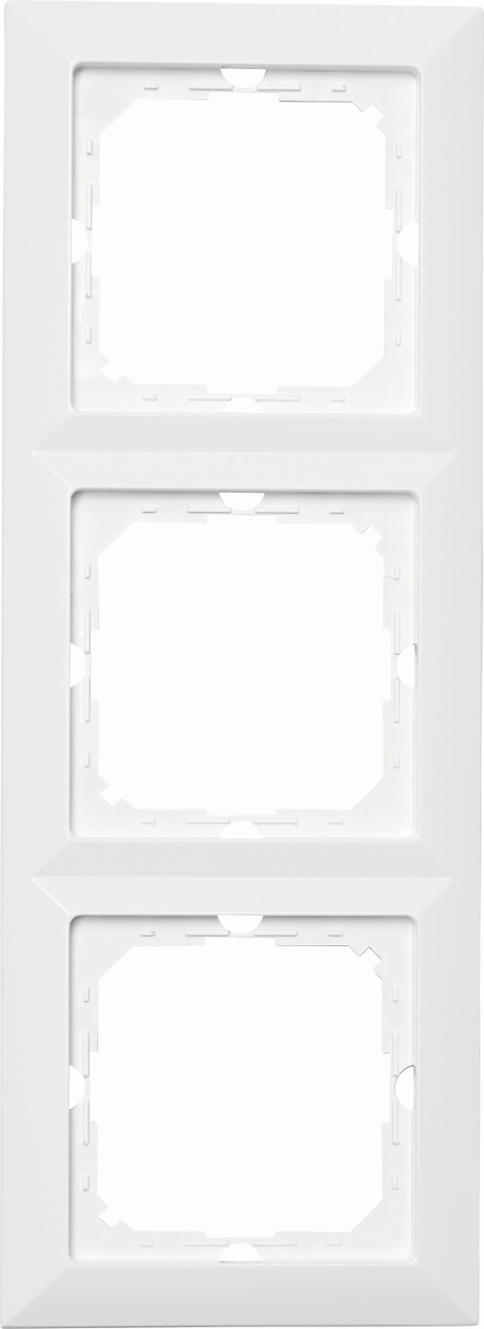 Рамка OBI Julietta 3 поста белая