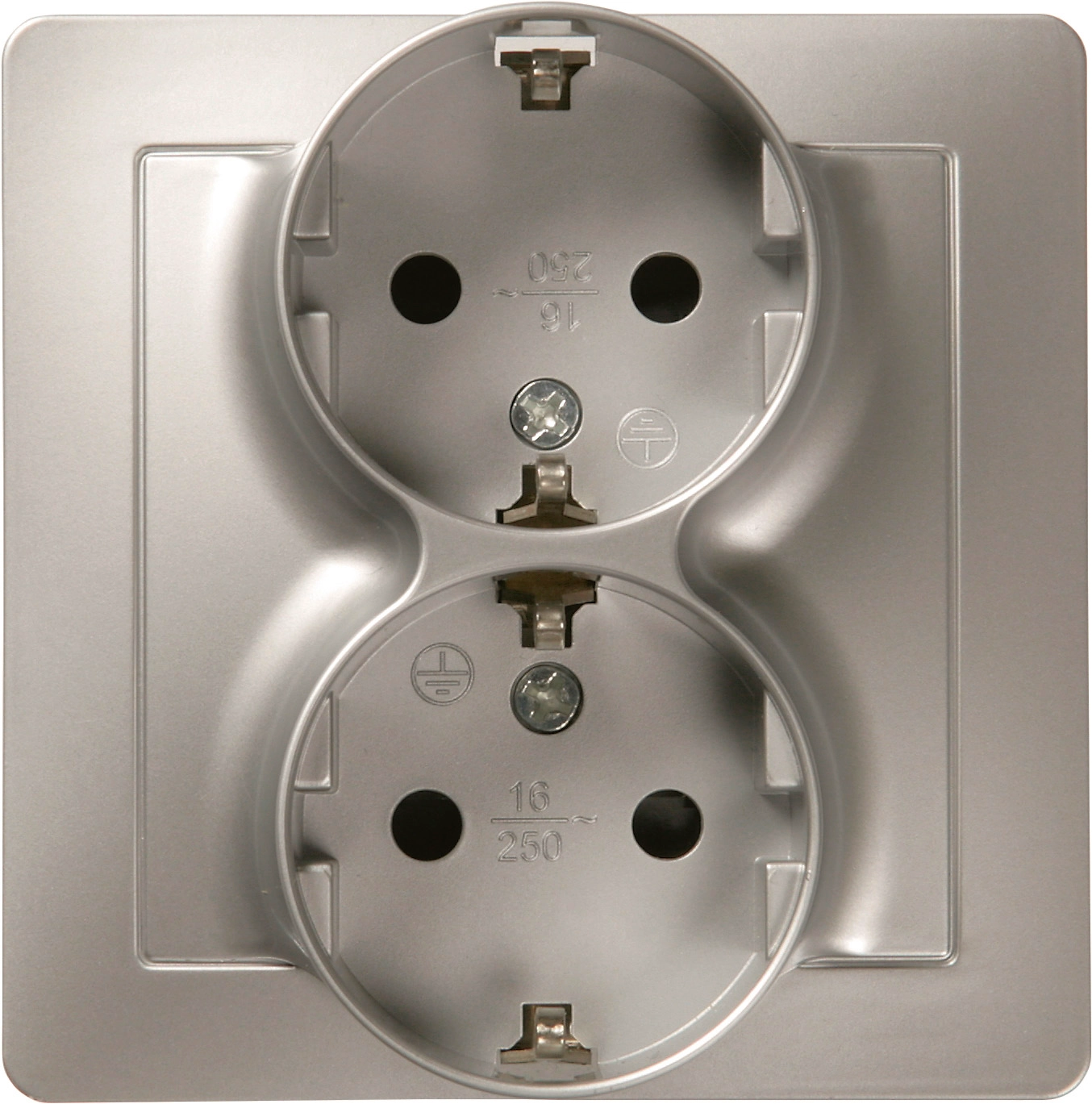 Розетка OBI MARIBO 311618 серебро
