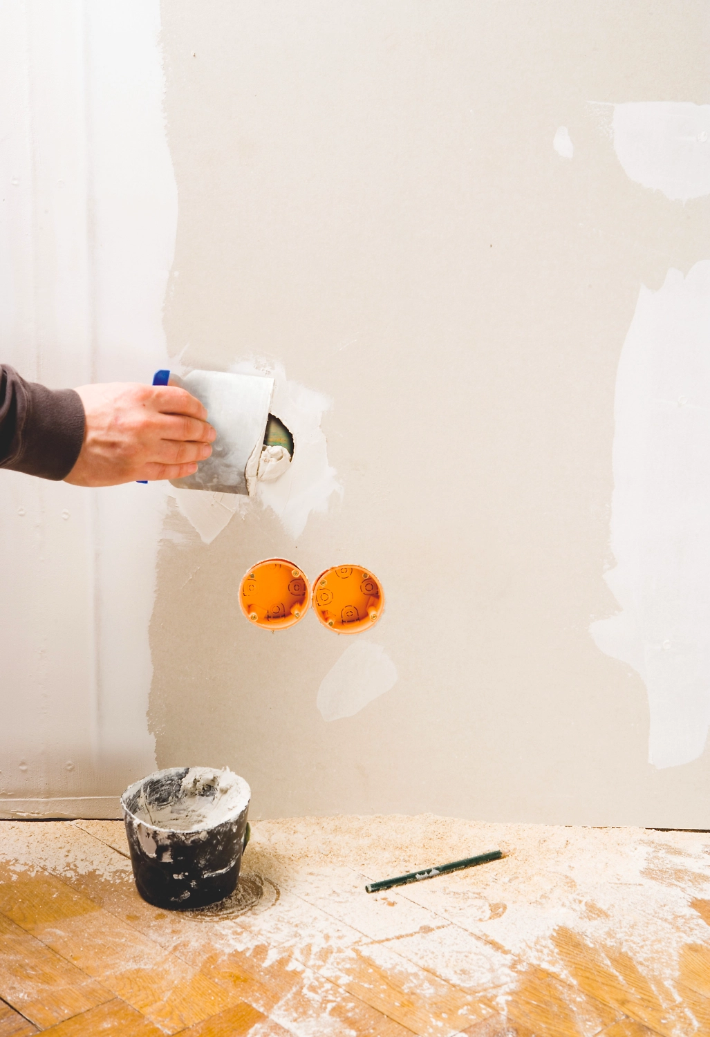 Комплект малярных шпателей LUX-TOOLS BASIC 50/80/100/120 мм 4 шт