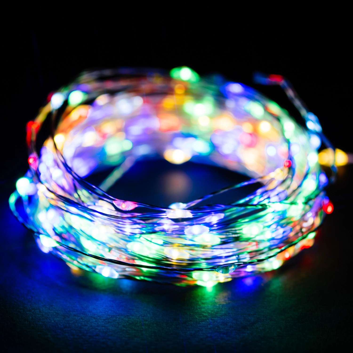 Гирлянда нить Glos 240 LED многоцветный 12 м