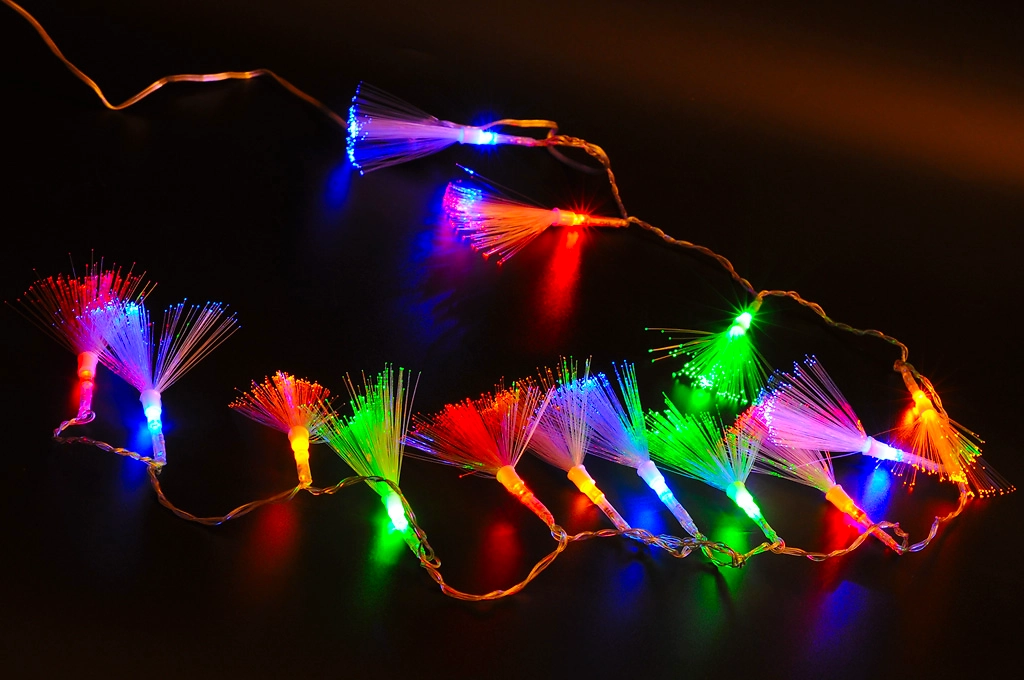 Гирлянда внутренняя "Кисточки" с контроллером 48 LED разноцветный 5м