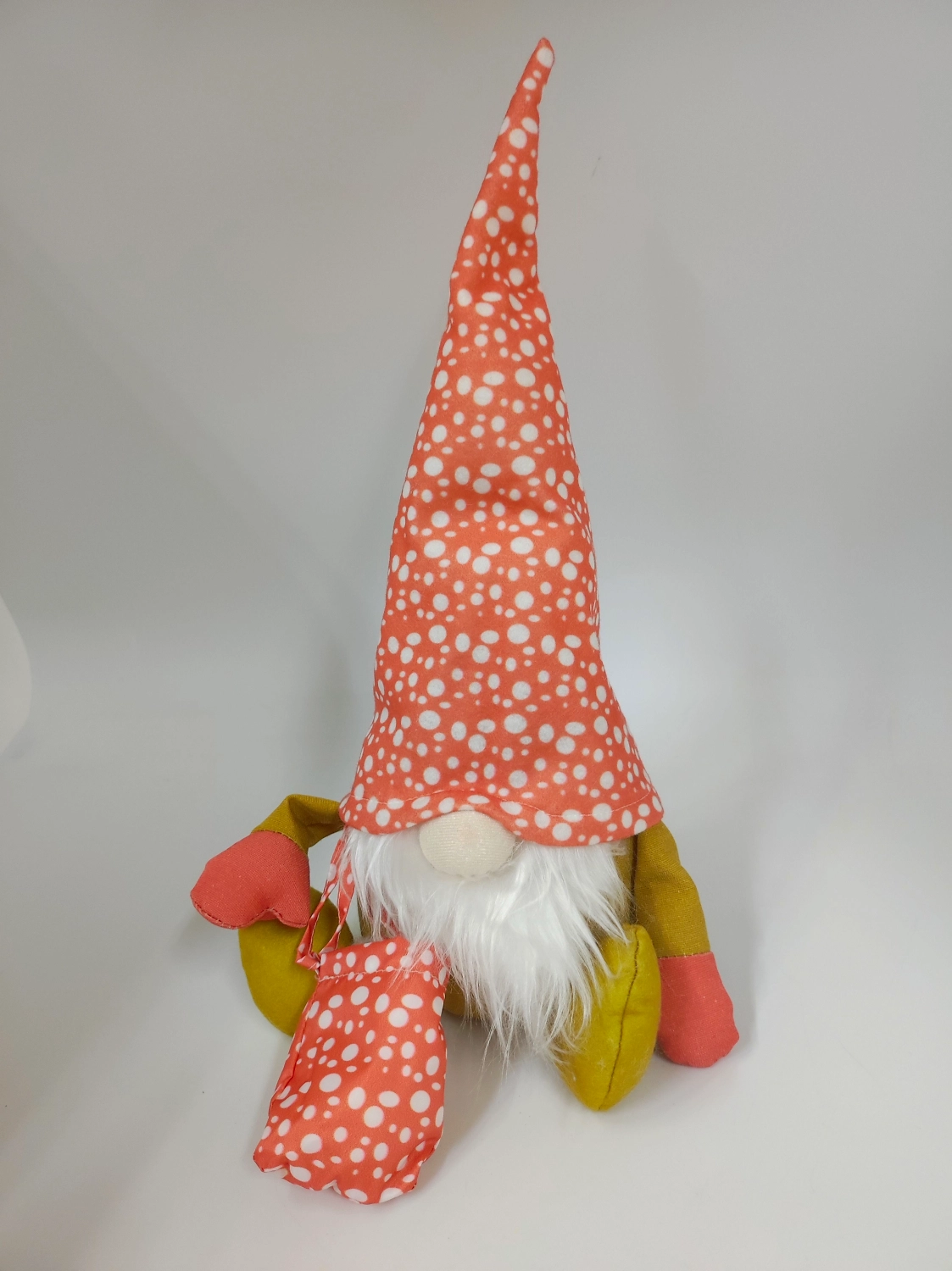 Фигура садовая гном Илья H45 см