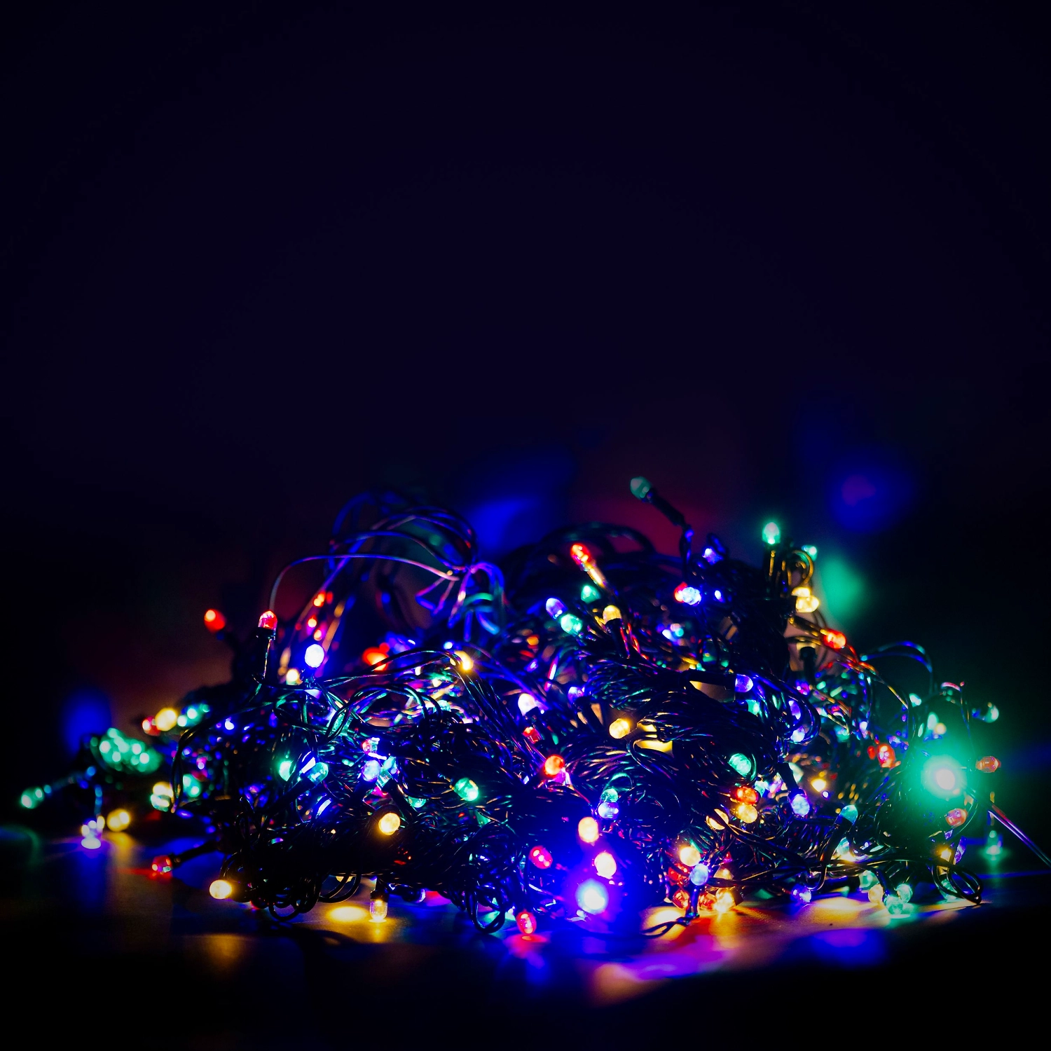 Электрогирлянда GLOS Световой занавес 4х3 м 408 разноцветных светодиодов