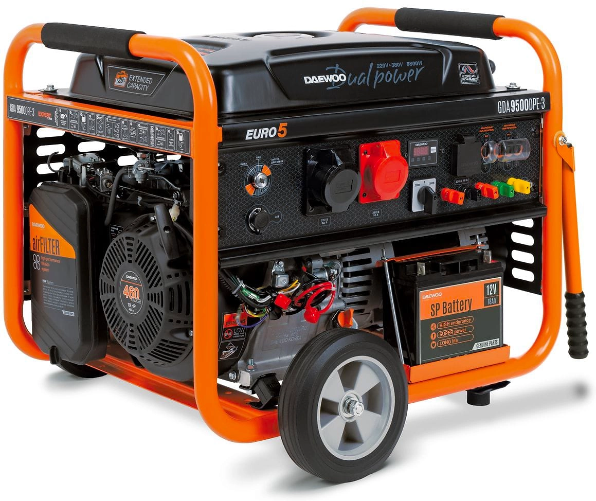 Бензиновый генератор DAEWOO GDA 9500DPE-3 380 В 8,6 кВт 30 л