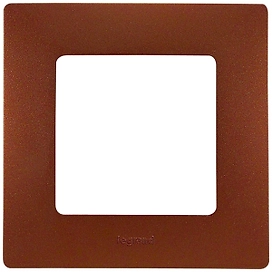 Рамка Legrand Etika 672571