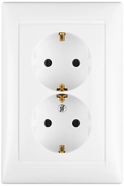 Розетка Legrand Valena 694272