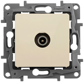 Розетка Legrand Etika 672363