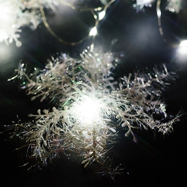 Гирлянда с насадками снежинки LED белая 1,2 м