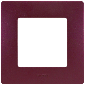 Рамка Legrand Etika 672561