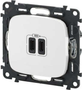 Розетка Legrand Etika USB Type-C белая