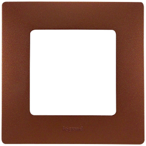 Рамка Legrand Etika 672571