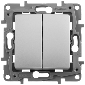 Выключатель Legrand Etika 672402