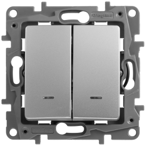 Выключатель Legrand Etika 672404