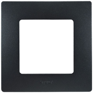 Рамка Legrand Etika 672581