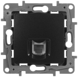 Розетка Legrand Etika 672640