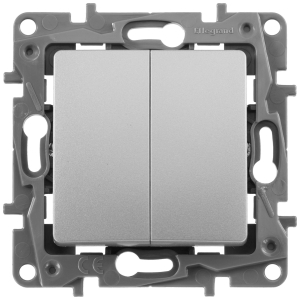Выключатель Legrand Etika 672412