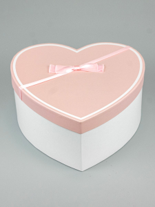 Коробка сердце розовый 27см